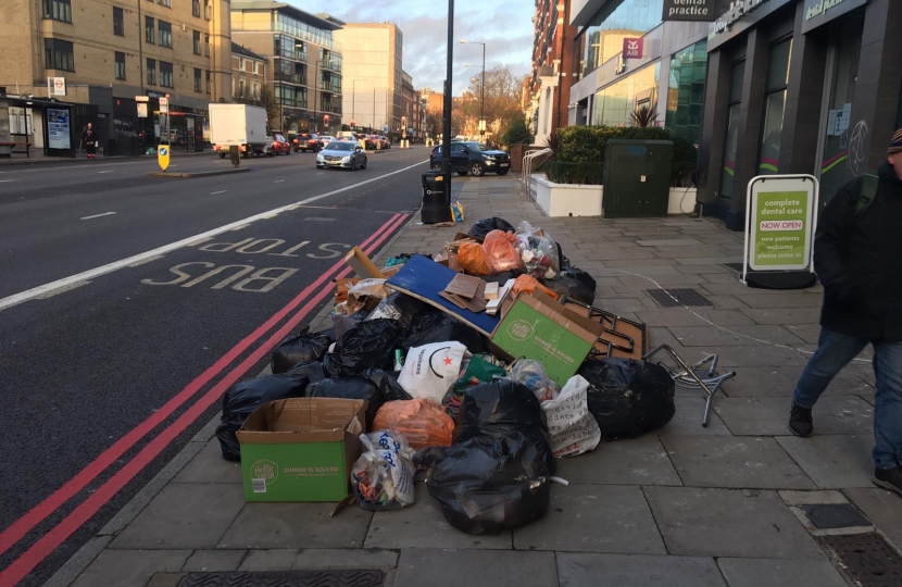 Fly tipping and rubbish on the Ficnhley Rd